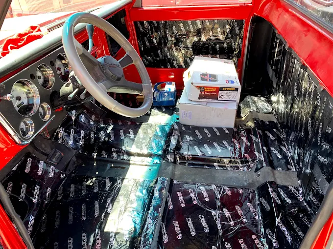 Sound deadening installation