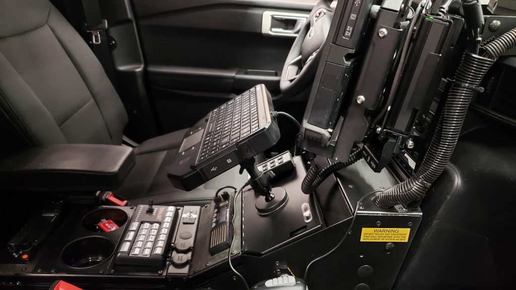 Police center console mounting interior