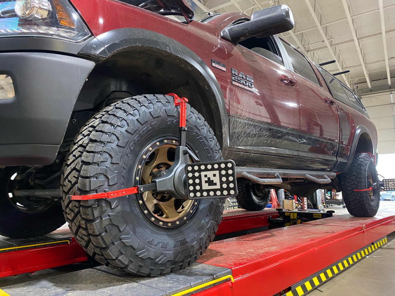 Fleet tires and alignment services for trucks and vans